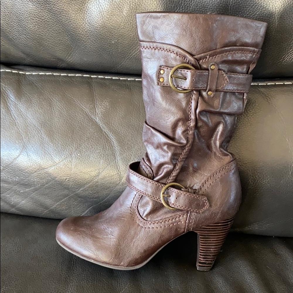 White Mountain Faux Leather Boots